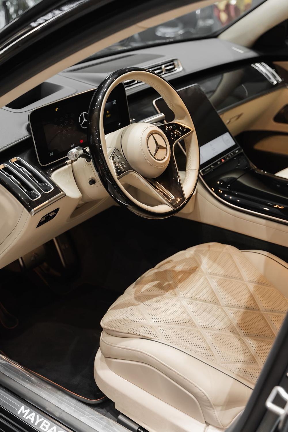 Mercedes-Benz Maybach S-Class