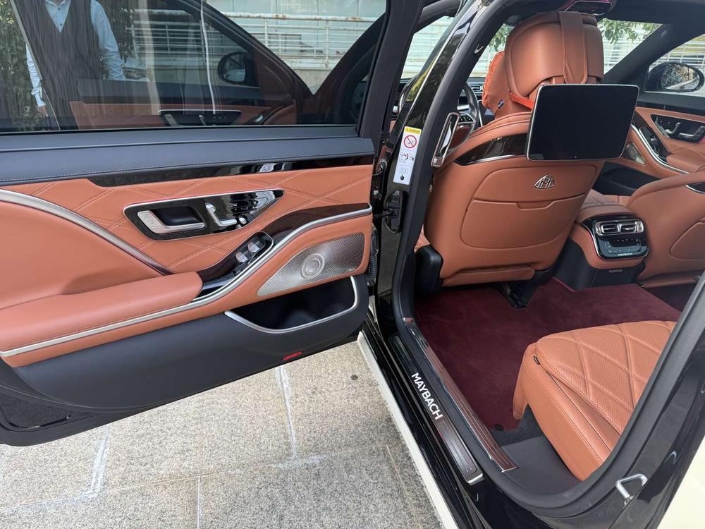 Mercedes-Benz Maybach S-Class