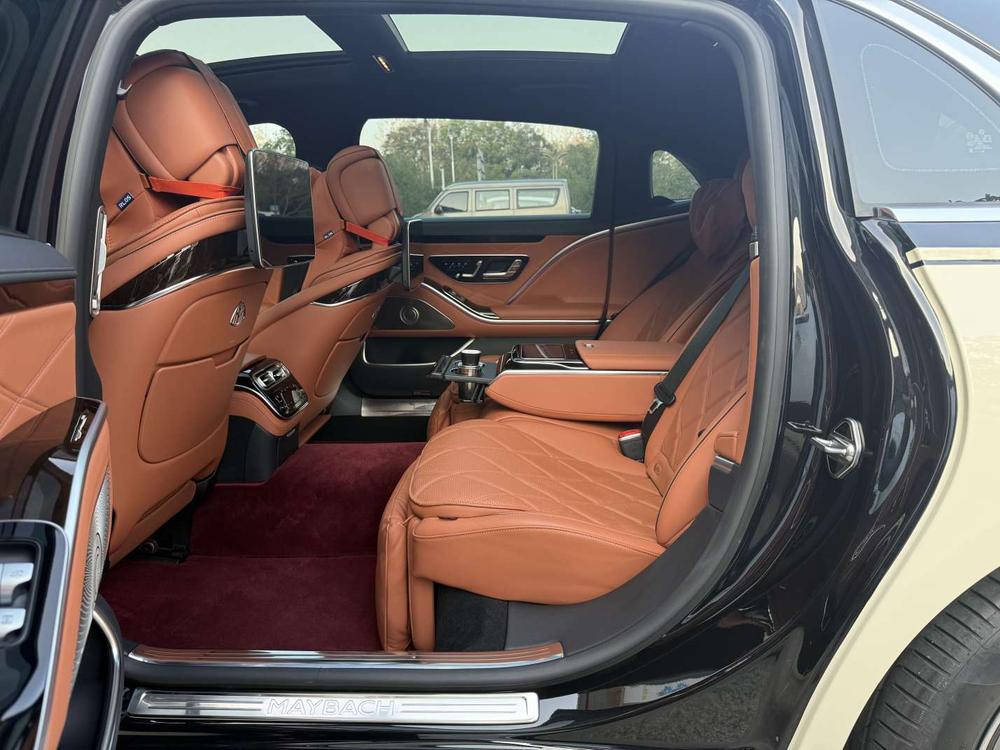Mercedes-Benz Maybach S-Class