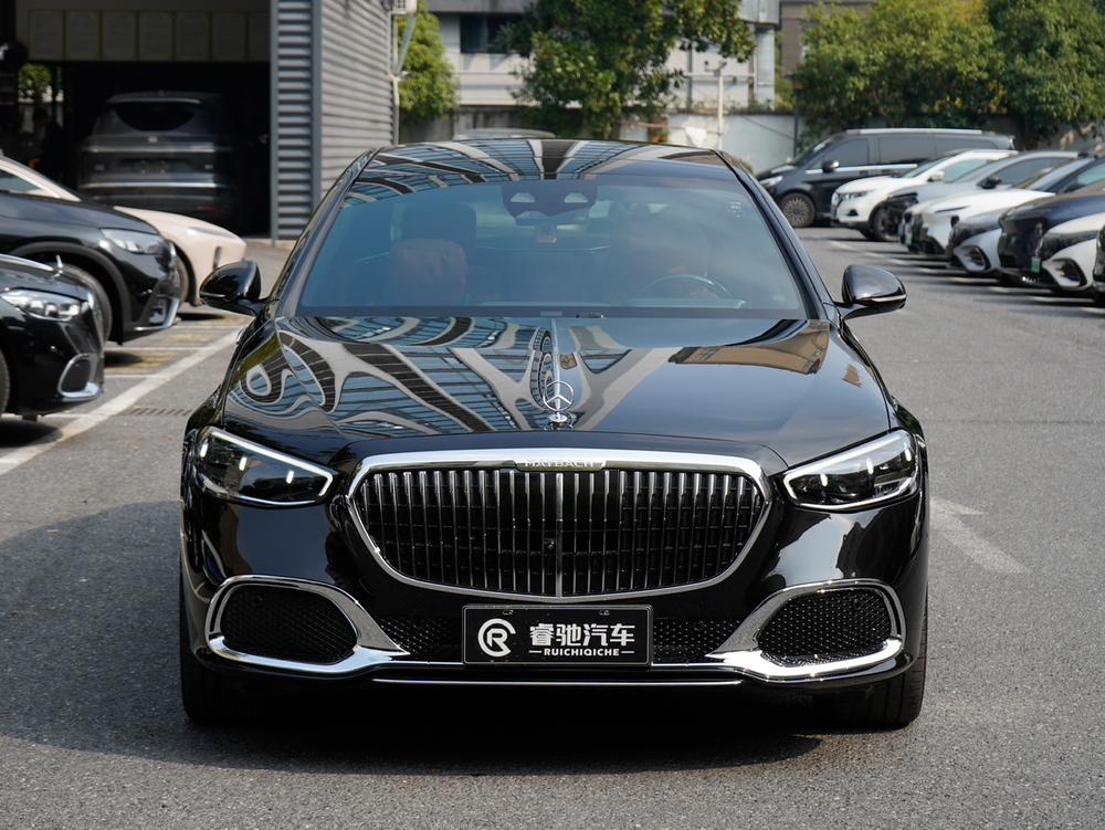 Mercedes-Benz Maybach S-Class