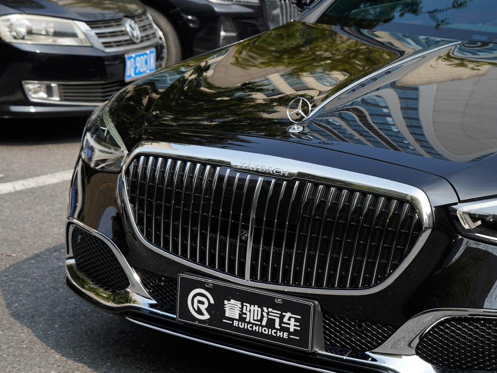 Mercedes-Benz Maybach S-Class