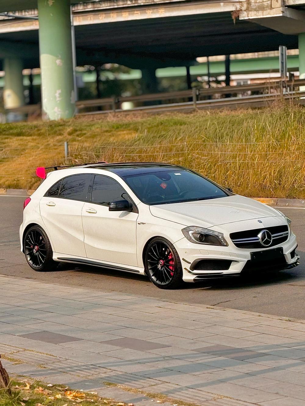 Mercedes-Benz Mercedes-Benz A-Class AMG (Import)