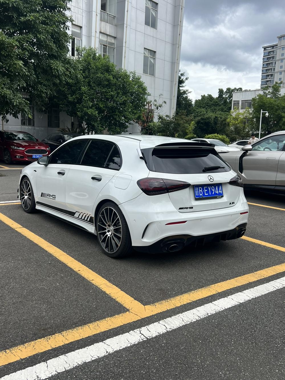 Mercedes-Benz Mercedes-Benz A-Class AMG (Import)