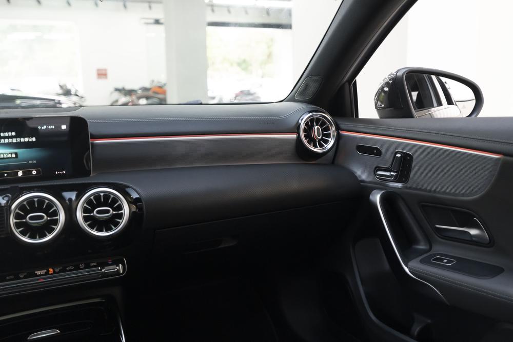Mercedes-Benz Mercedes-Benz A-Class AMG (Import)