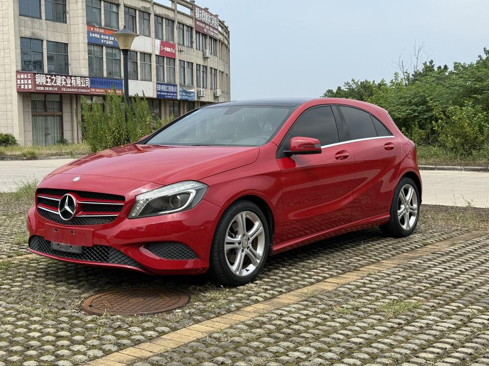 Mercedes-Benz Mercedes-Benz A-Class (Import)