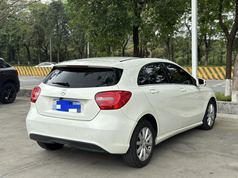 Mercedes-Benz Mercedes-Benz A-Class (Import)