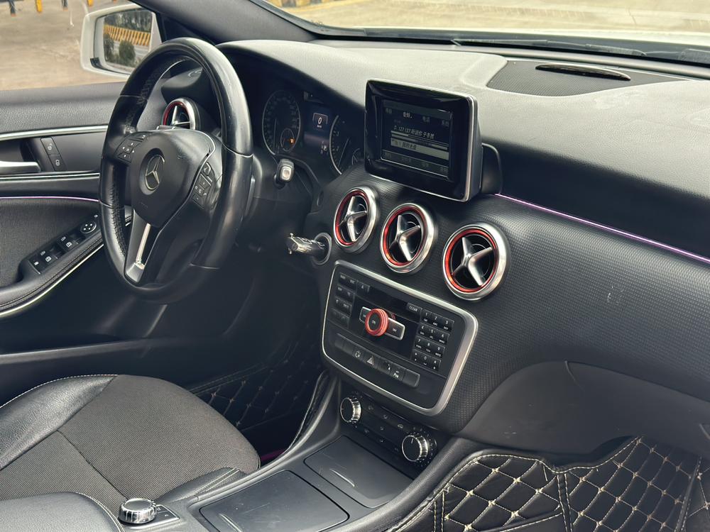 Mercedes-Benz Mercedes-Benz A-Class (Import)