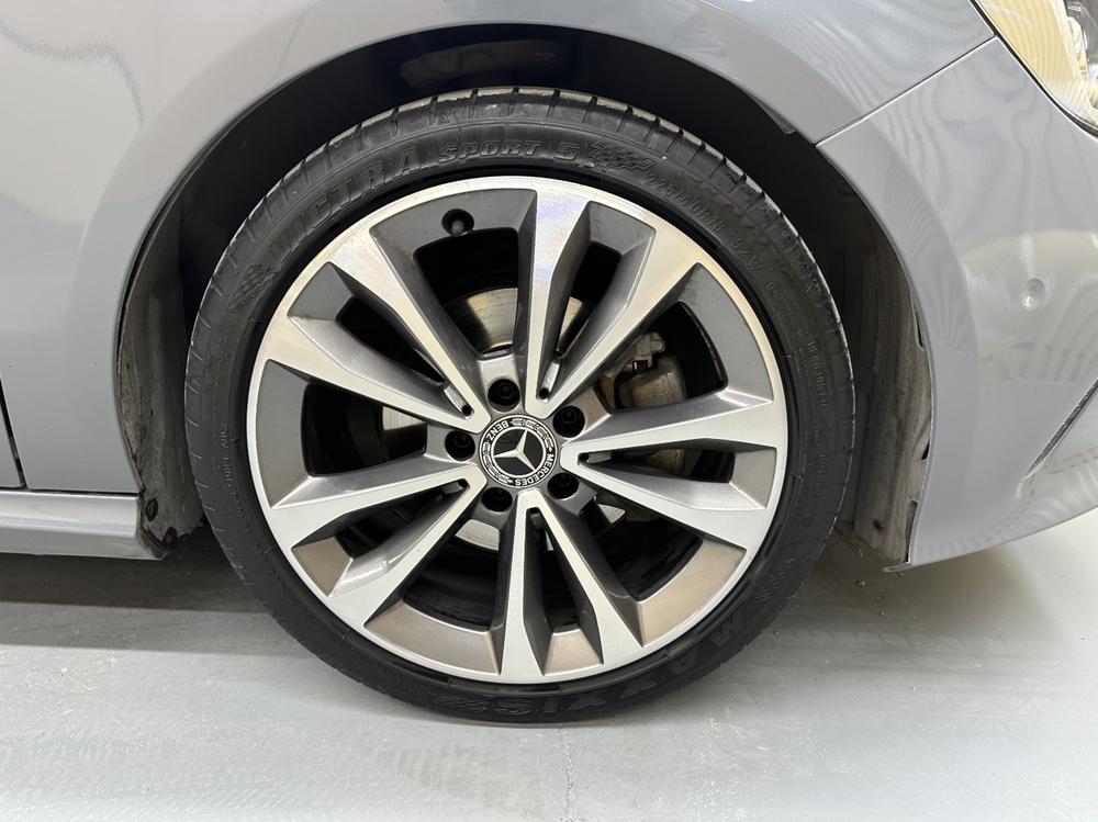 Mercedes-Benz Mercedes-Benz A-Class (Import)