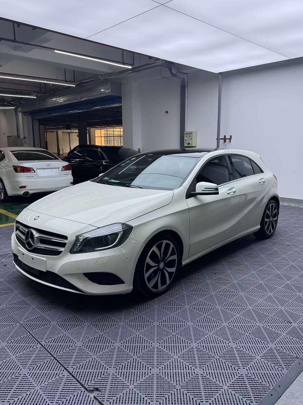 Mercedes-Benz Mercedes-Benz A-Class (Import)