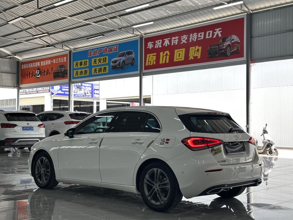 Mercedes-Benz Mercedes-Benz A-Class (Import)