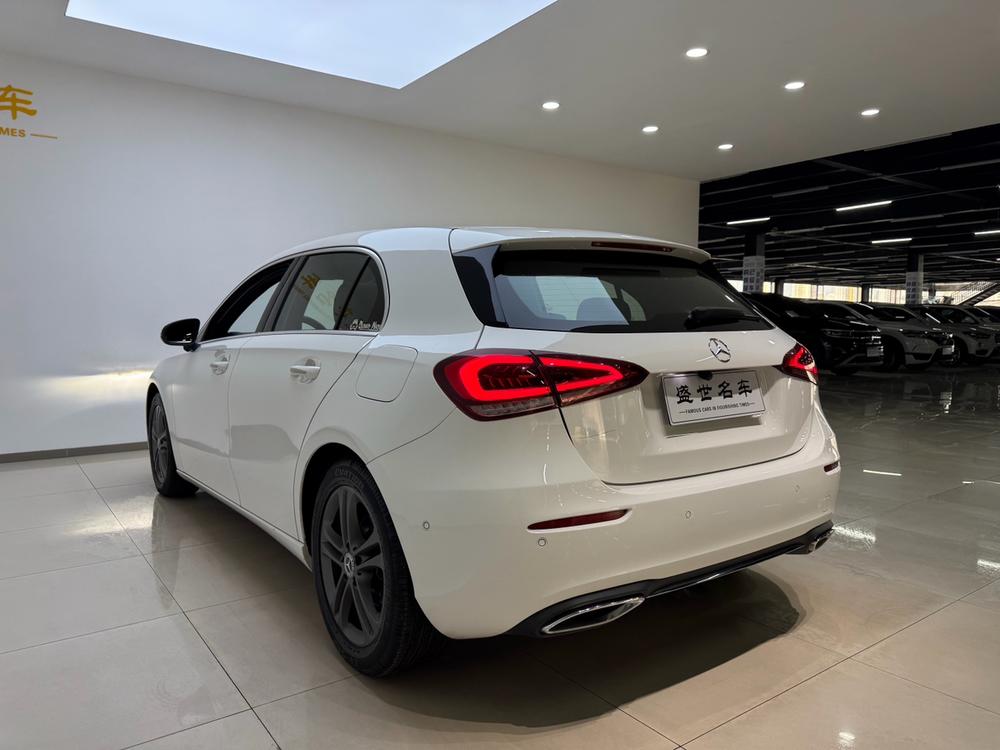 Mercedes-Benz Mercedes-Benz A-Class (Import)