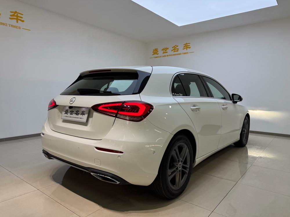 Mercedes-Benz Mercedes-Benz A-Class (Import)