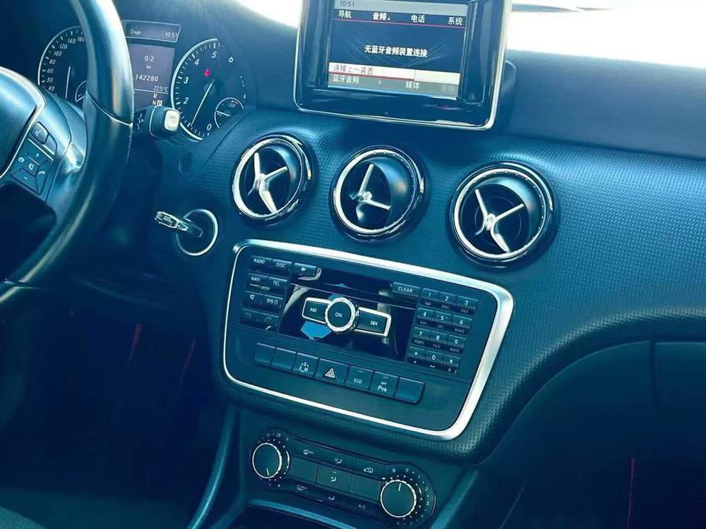 Mercedes-Benz Mercedes-Benz A-Class (Import)