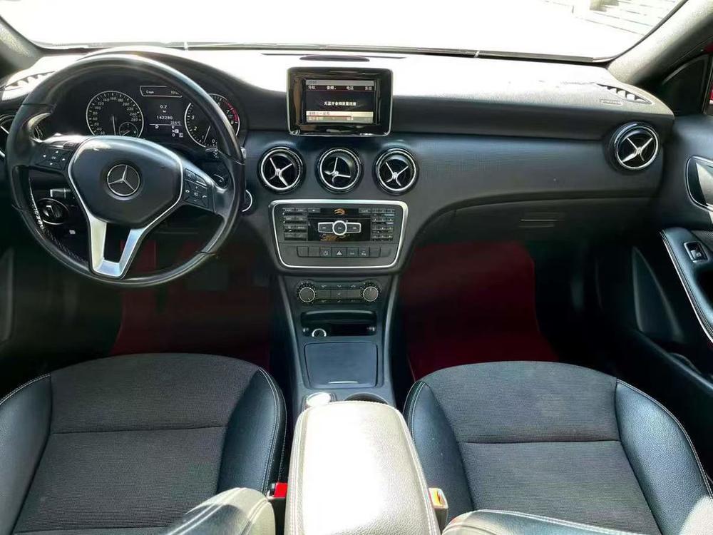 Mercedes-Benz Mercedes-Benz A-Class (Import)