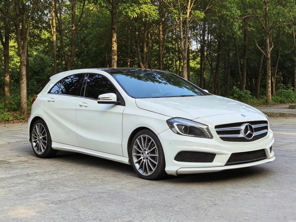 Mercedes-Benz Mercedes-Benz A-Class (Import)