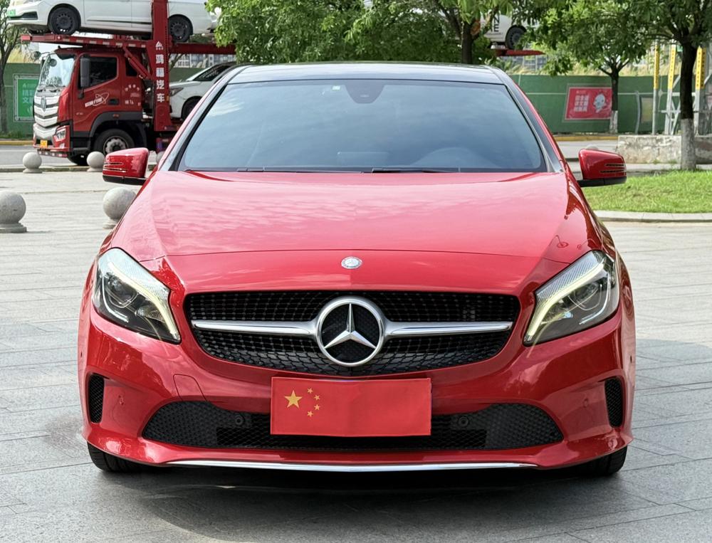 Mercedes-Benz Mercedes-Benz A-Class (Import)