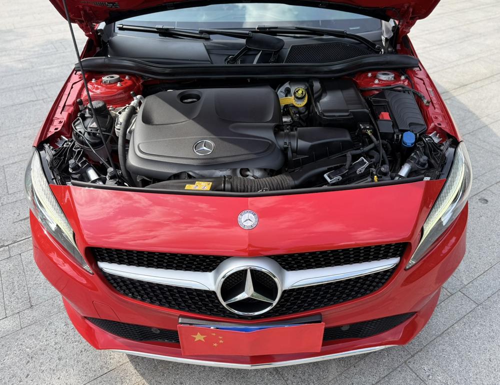 Mercedes-Benz Mercedes-Benz A-Class (Import)