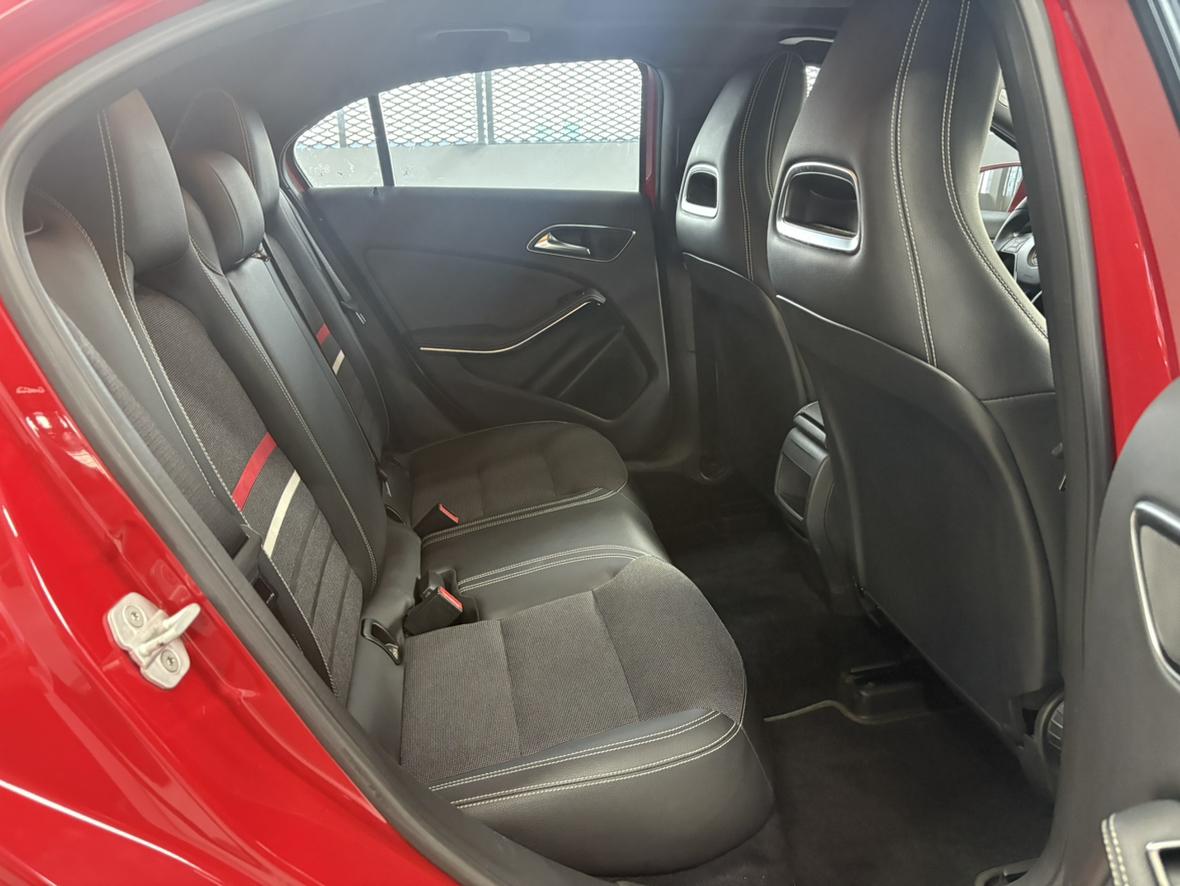 Mercedes-Benz Mercedes-Benz A-Class (Import)