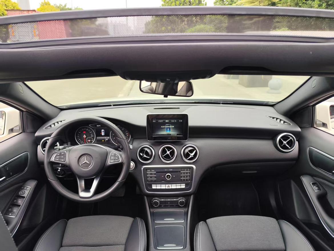 Mercedes-Benz Mercedes-Benz A-Class (Import)