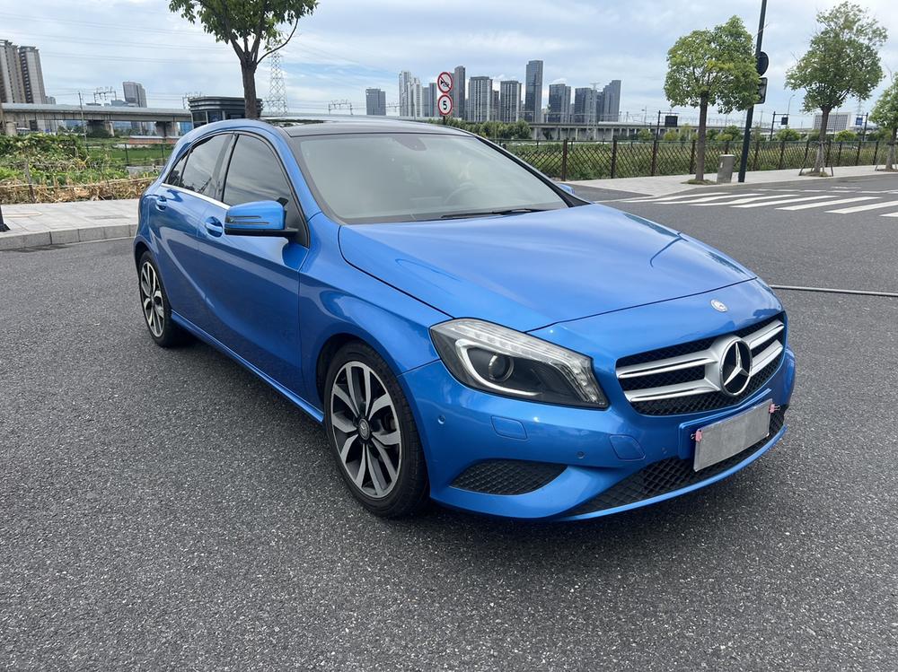 Mercedes-Benz Mercedes-Benz A-Class (Import)