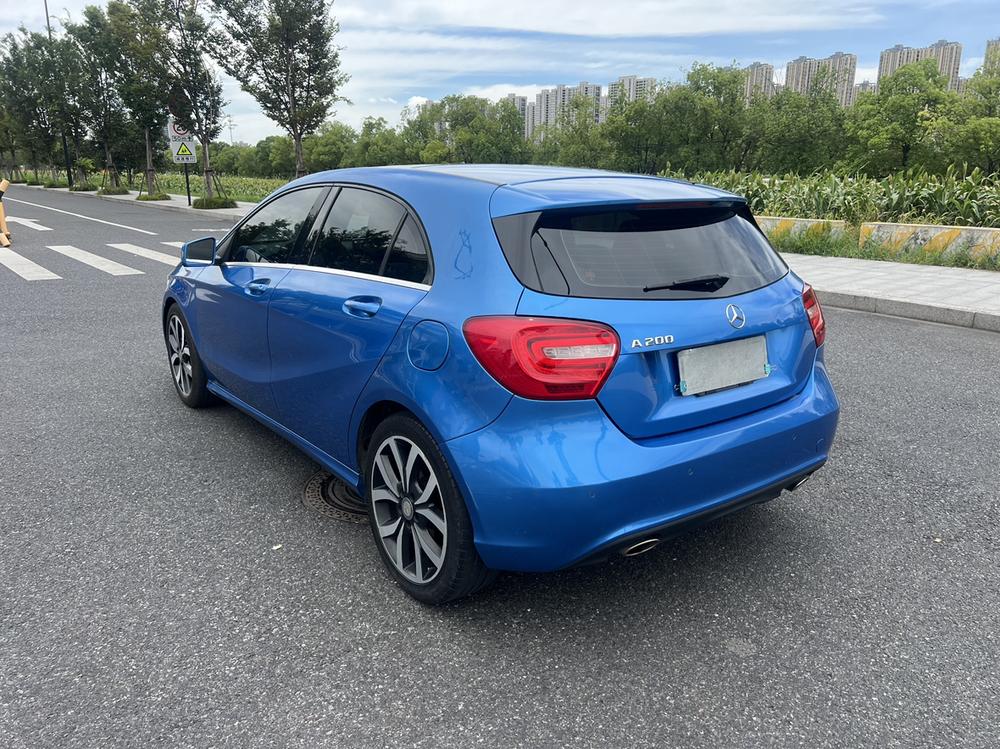 Mercedes-Benz Mercedes-Benz A-Class (Import)