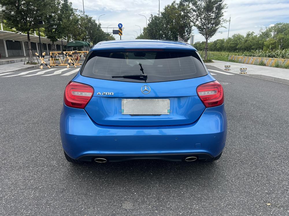 Mercedes-Benz Mercedes-Benz A-Class (Import)