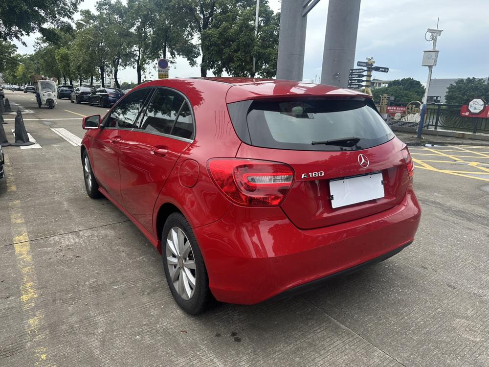 Mercedes-Benz Mercedes-Benz A-Class (Import)
