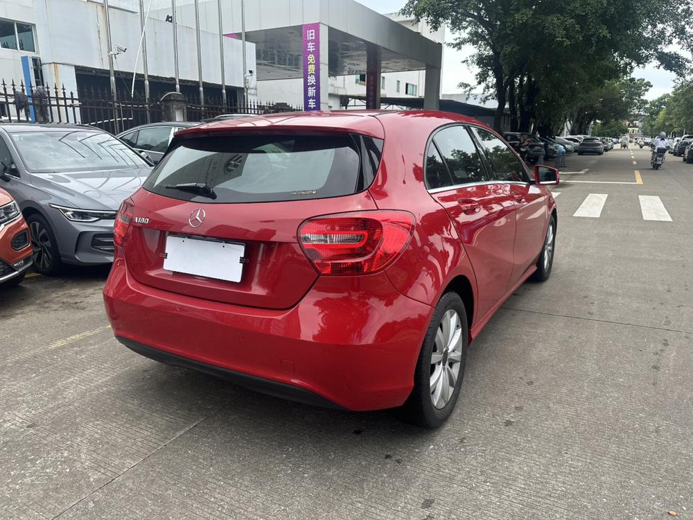 Mercedes-Benz Mercedes-Benz A-Class (Import)