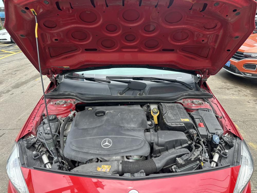 Mercedes-Benz Mercedes-Benz A-Class (Import)