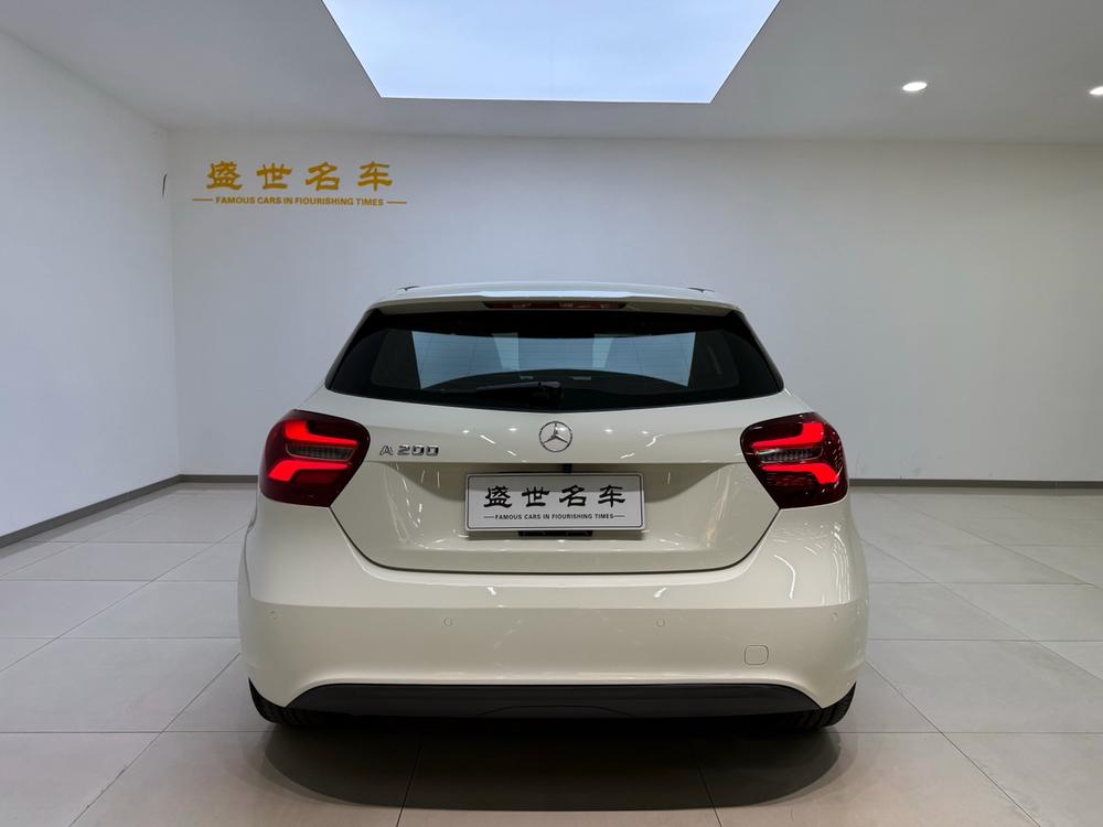 Mercedes-Benz Mercedes-Benz A-Class (Import)