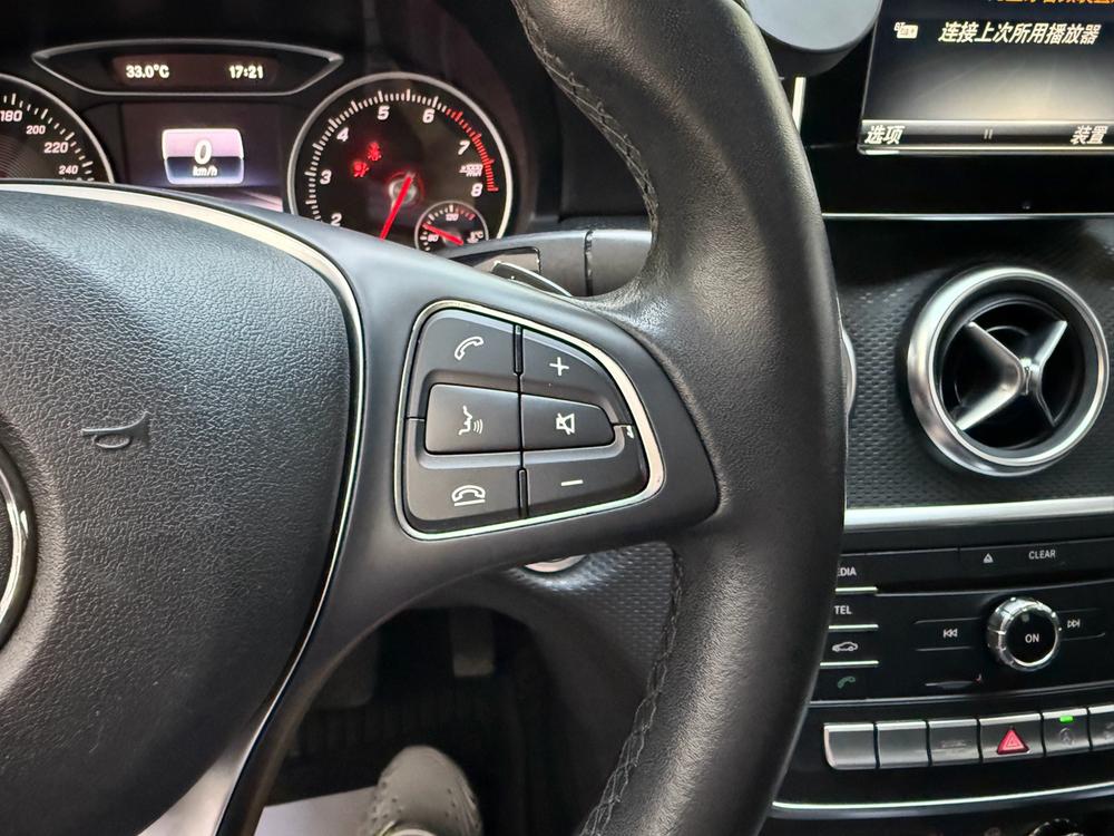 Mercedes-Benz Mercedes-Benz A-Class (Import)