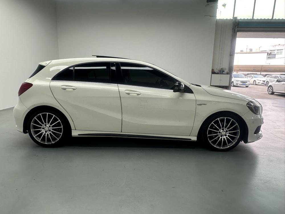 Mercedes-Benz Mercedes-Benz A-Class (Import)