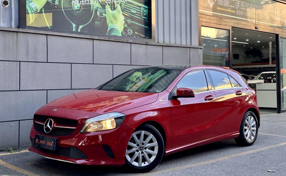 Mercedes-Benz Mercedes-Benz A-Class (Import)
