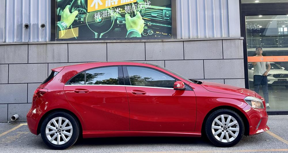 Mercedes-Benz Mercedes-Benz A-Class (Import)