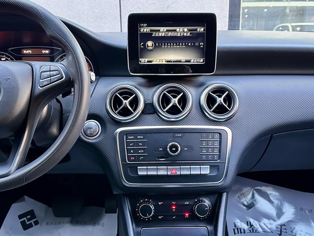 Mercedes-Benz Mercedes-Benz A-Class (Import)