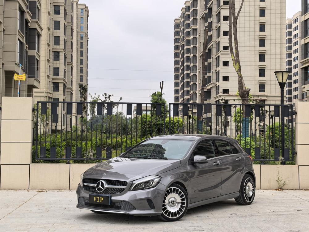 Mercedes-Benz Mercedes-Benz A-Class (Import)