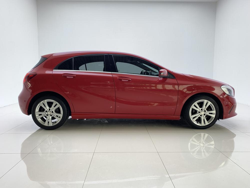 Mercedes-Benz Mercedes-Benz A-Class (Import)