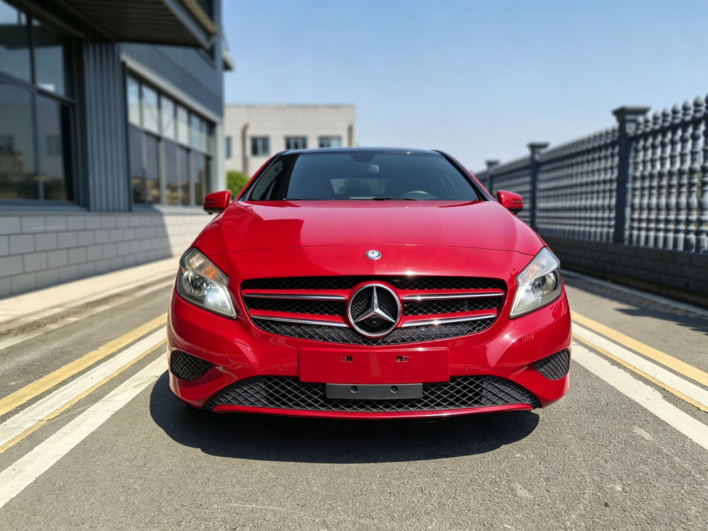 Mercedes-Benz Mercedes-Benz A-Class (Import)
