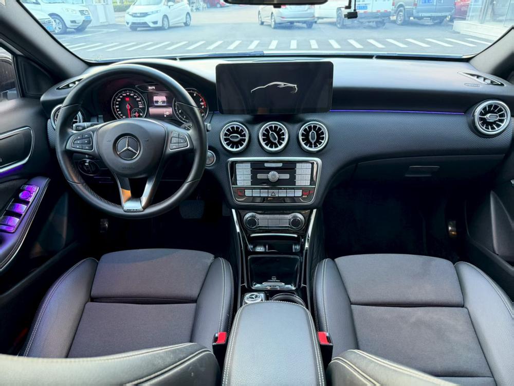 Mercedes-Benz Mercedes-Benz A-Class (Import)