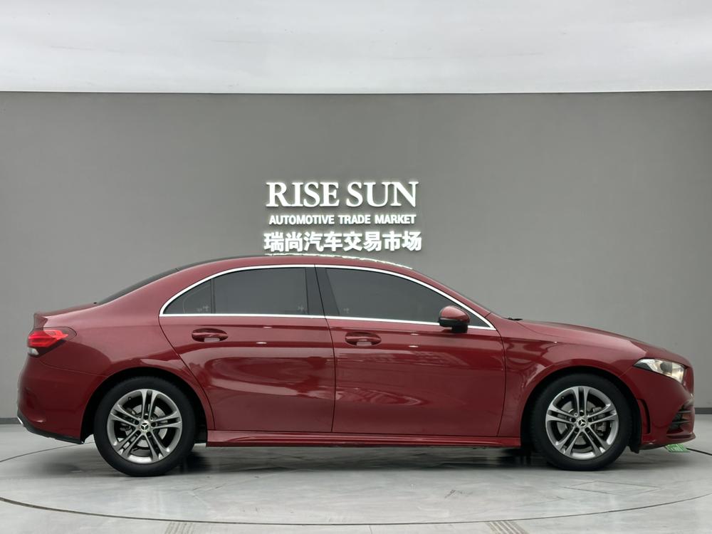 Mercedes-Benz Mercedes-Benz A-Class