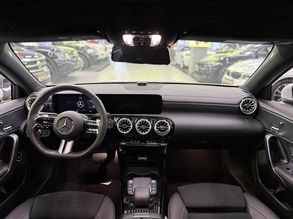 Mercedes-Benz Mercedes-Benz A-Class