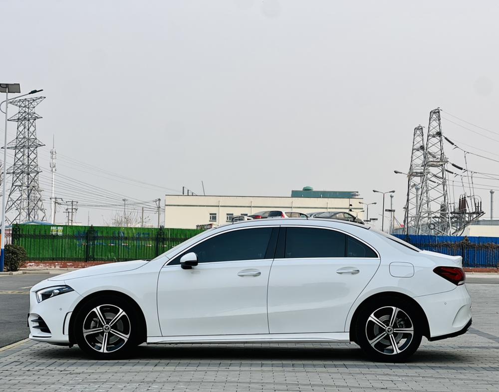 Mercedes-Benz Mercedes-Benz A-Class