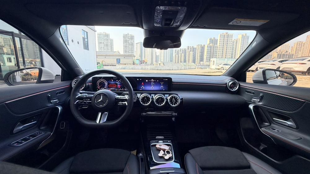 Mercedes-Benz Mercedes-Benz A-Class