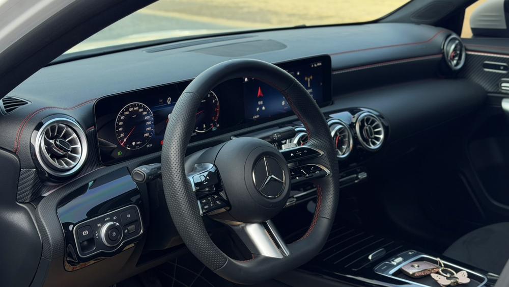 Mercedes-Benz Mercedes-Benz A-Class
