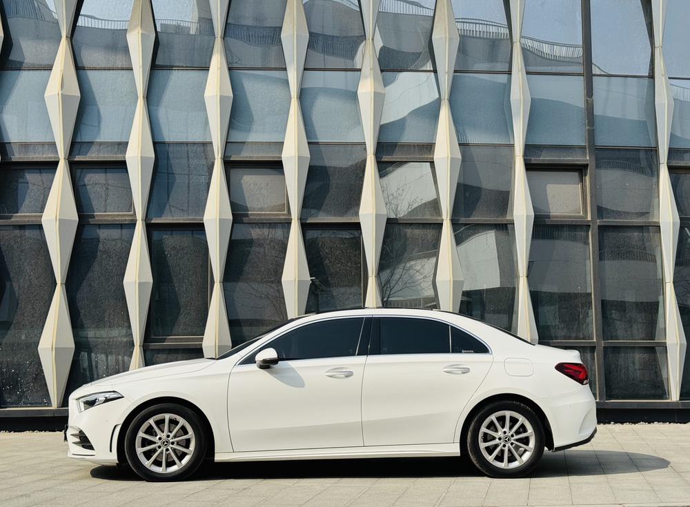 Mercedes-Benz Mercedes-Benz A-Class
