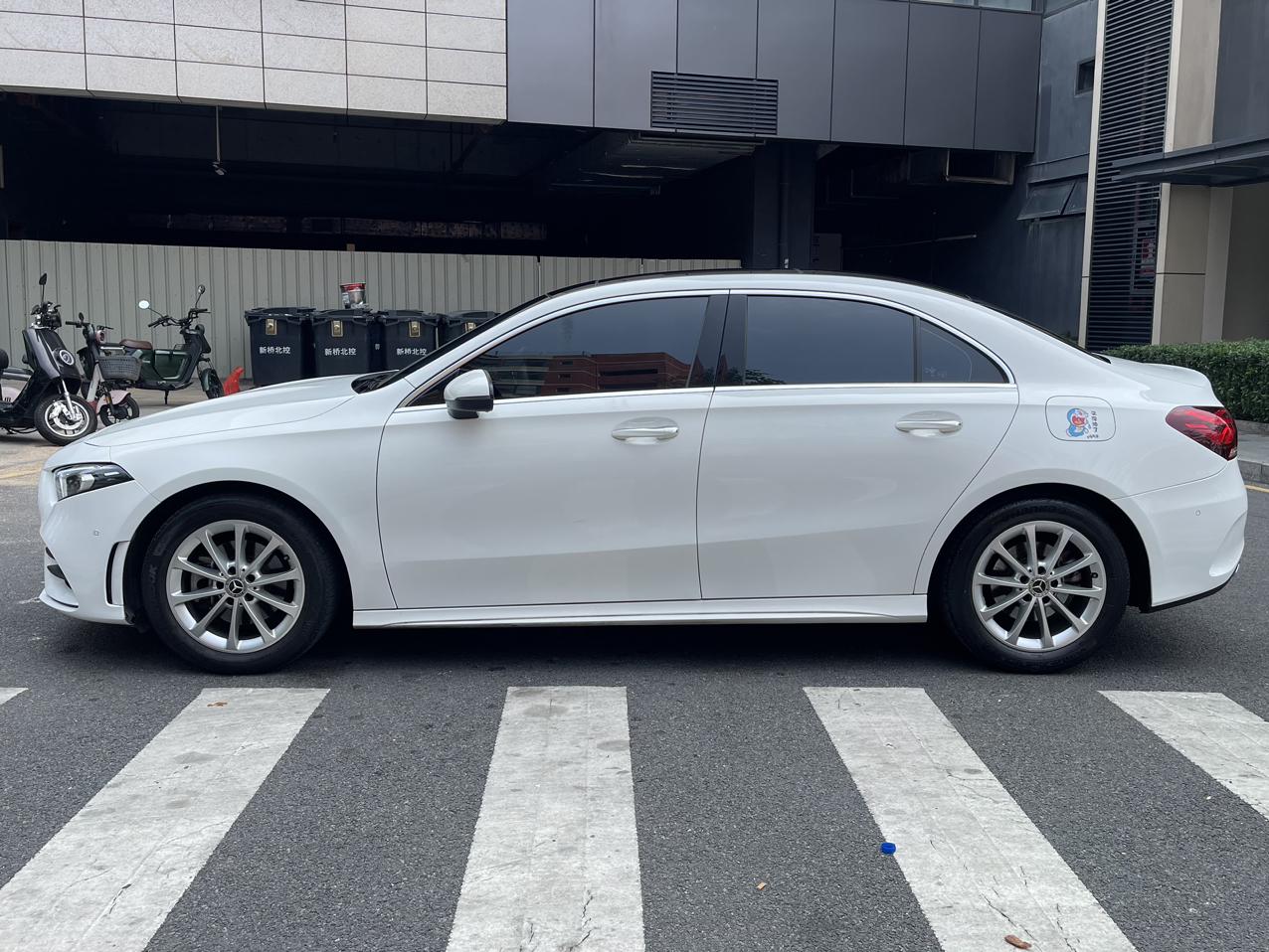 Mercedes-Benz Mercedes-Benz A-Class