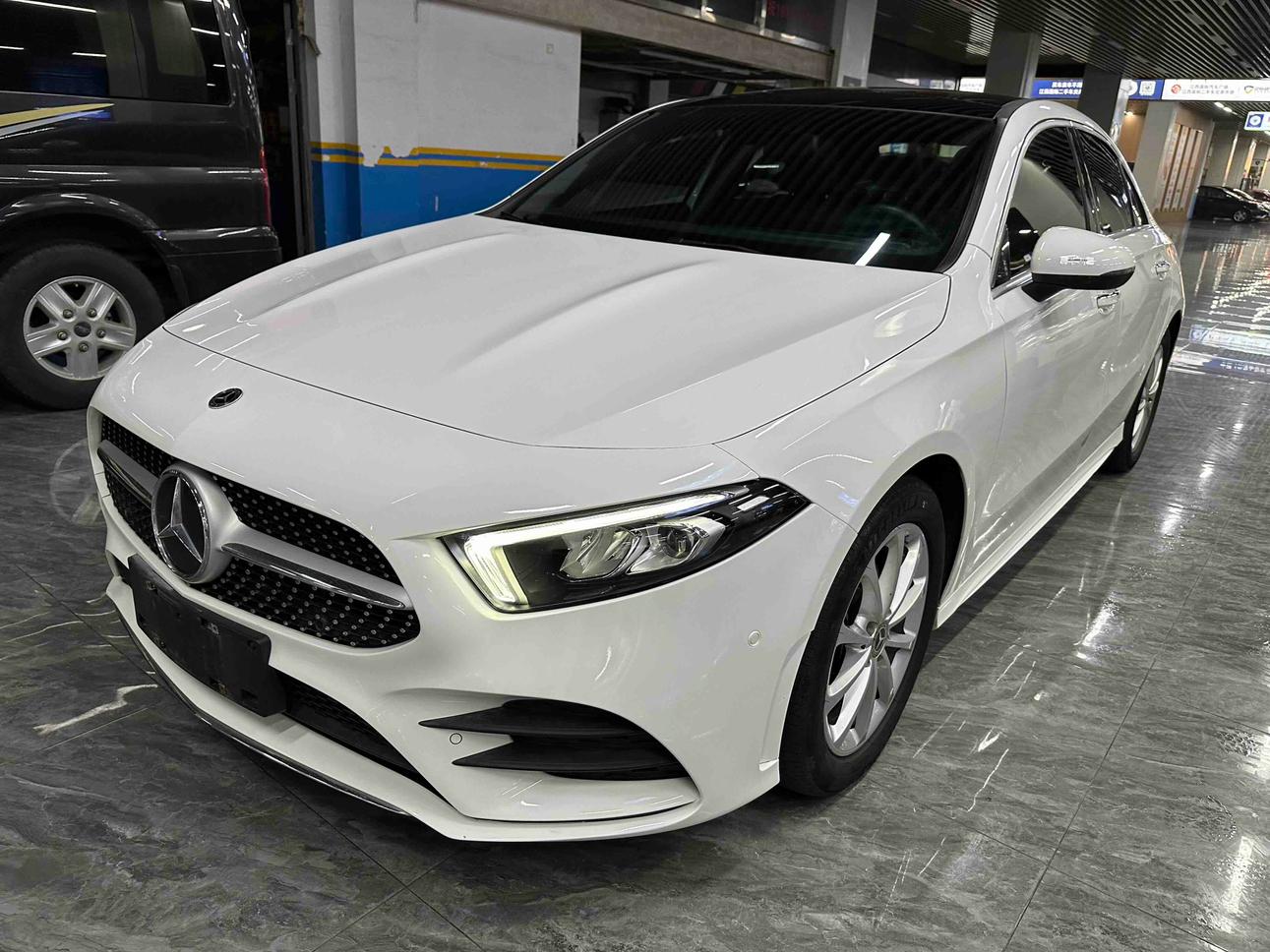 Mercedes-Benz Mercedes-Benz A-Class