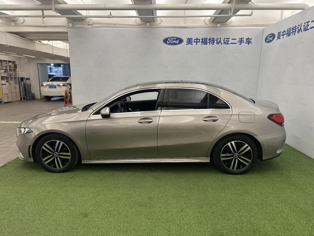 Mercedes-Benz Mercedes-Benz A-Class