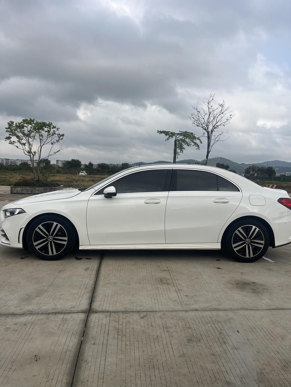 Mercedes-Benz Mercedes-Benz A-Class