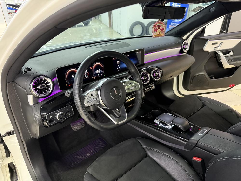 Mercedes-Benz Mercedes-Benz A-Class
